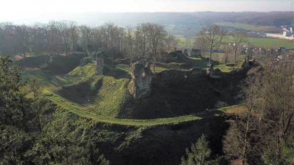 Visite commentée du Château médiéval de Montfort sur Risle XIe / XIIe